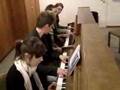Klavier zu 5 (www.efg-wiesenthal.de)