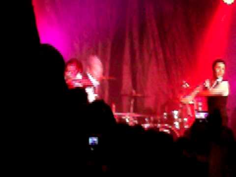 Ariana Grande -Only Girl- Difficulties 12/31/11
