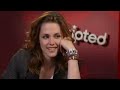 tinyup.net Robert Pattinson puts on his 'sexy face' in funny interview with kriste