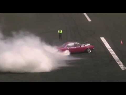 RACEN Torana @ Warrnambool Drags Burnout Competition