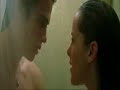 la maison sur locéan scène de la douche = 