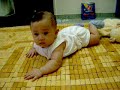 Khánh Linh nằm chơi trên phòng (20h36 - 28/06/2005).
