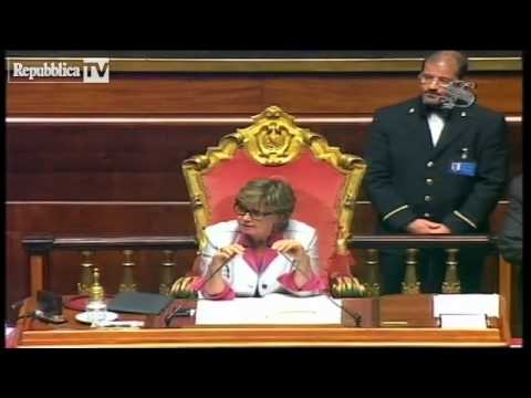 Mussolini imita Esposito, l'intervento è in napoletano