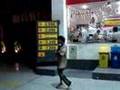 Degradação urbana- Cueca na cabeça.