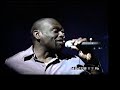 Arnold McCuller sings \"The Star-Spangled Banner\"
