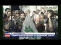 Κανελλάκης τρέχει χαρούμενος για τη νίκη, πίσω από τον ήρωά του τον Γιωργάκη και προσπαθεί να τον ακουμπήσει :)