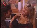 Sonia decide ayudarle a Andrés a quitarse un problemita de encima, pero ellos dos terminan en lios.