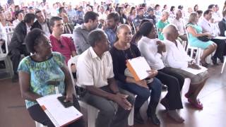 VÍDEO: Governo de Minas entrega escrituras de imóveis financiados pela Cohab