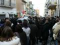 Sant'Agata Militello. I funerali dell'imprenditore Pippo Catania. Dietro la bara un lunghissimo corteo.
