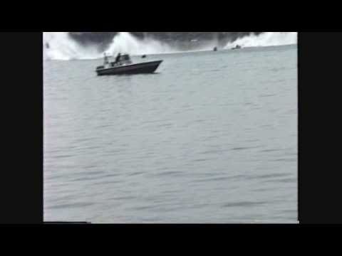 jdldtw - Hydroplane Race Detroit 1989 Miss Budweiser Flip.