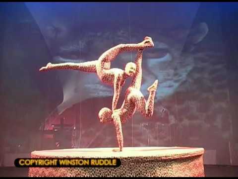 circus acrobats