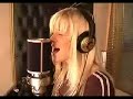 Natasa Bekvalac U Studiju (Nikotin)