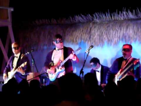 Phantom Surfers @ Tiki Oasis 9