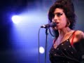 Amy Winehouse - I Saw Mummy Kissing Santa Claus
