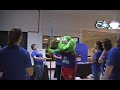 frog testing hops on vertec