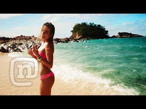 Life Of A Surfer Girl: Alana Blanchard On Modeling, Her Fans & Surfing Goals Ep. 303
