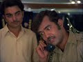 Handsome and fairly good looking Anil Kumar is employed with Natwarlal, who is a criminal gangster. Natwarlal asks Anil to find employment with Shailendra Si...