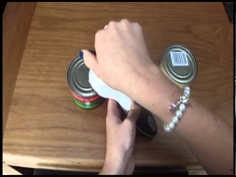 how to use the zyliss can opener