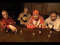 MARRONES MORENAS CORONAS VIOLADORES DEL VERSO