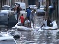 Rua vira rio em pleno centro do Rio