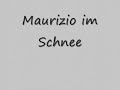 Maurizio im Schnee