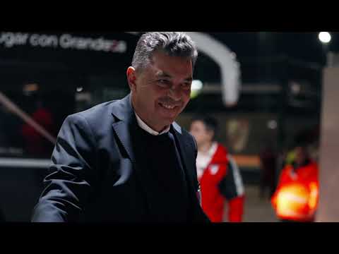  ¡Hola, Muñeco! La llegada del plantel y de Marcelo Gallardo al Mâs Monumental 