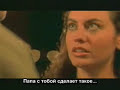 Парень пытается уговорить девушку заняться сексом