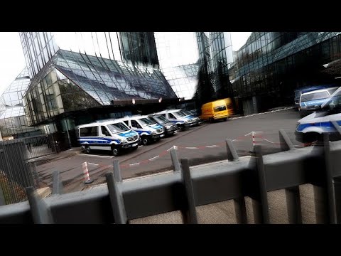Durchsuchungen bei der Deutschen Bank wegen Verdacht ...
