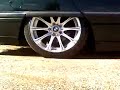 omega com suspensão low-air e rodas de bmw