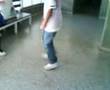 alan y frnaco bailan electro en la EET Nº 466