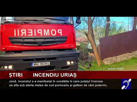 Incendiu uriaș, într-un sat din Vrancea