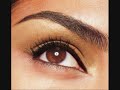 Eyebrows That Make Heads Turn