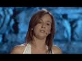 song:the blessing
singer:lisa kelly
piano player:david downes
group:celtic woman