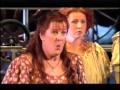 rita cullis as senta in the eno's production of the flying dutchman.willard white stars as the dutchman

www.ritaculls.co.uk
