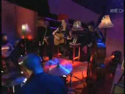 Dundalk Singer performs Portrait ...