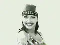 www.azabacheonline.com
en este video, la venezolana azabache, da una leccion de elasticidad en varios movimientos de baile. el tema es mueve esa ricura, interprete azabache, realizado por march rios, producido por azabache producciones�, del �lbum azabache la reina caribe�a 2004, postulado a los gardel.