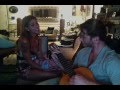 Belen-Stefano, ninna nanna per Santiago - Video Belen-Stefano, ninna nanna per Santiago - Video