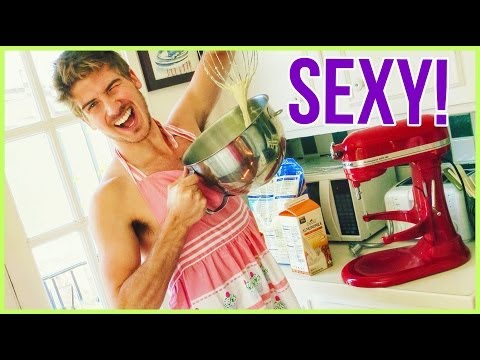 SEXY KITCHEN MAN!