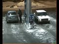 Подсветил зажигалкой