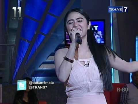 Dewi Perssik - Aku Suka @trans7_bem ©04.12.2013