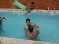 babaquisse na piscina