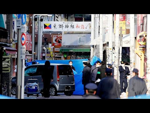 Japan: Auto rast in Tokio in Feiernde - acht Menschen v ...