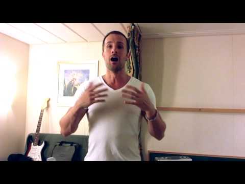 how to practice vibrato singing