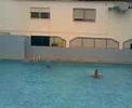 Queda na piscina 2008