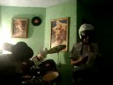 Seven Nation Army (improvisada con la voz moribunda de kevin