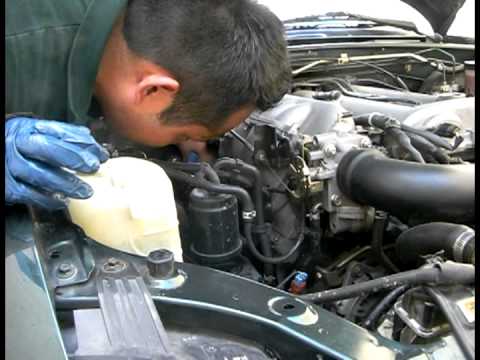 How to Change Your Engine Oil on a 1999 Mazda Miata
