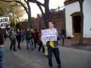 LOS HERMANOS ALMIRÒN OFRECIENDO ABRAZOS GRATIS PLAZA FRANCIA LOS HERMANOS ALMIRÒN OFRECIENDO ABRAZOS GRATIS PLAZA FRANCIA