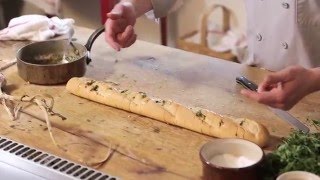 Chef Ian Knauer Recipe – Garlic Bread with Fresh Herbs