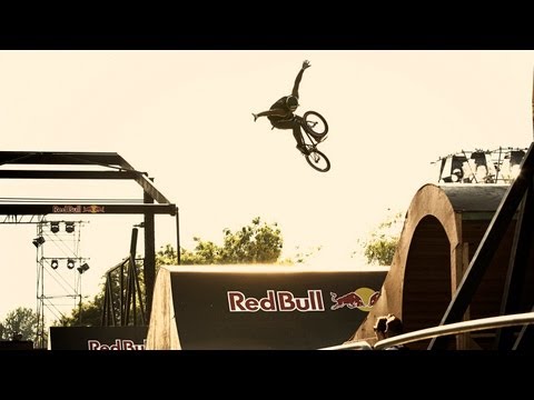 BMX Park Contest in Amsterdam - Red Bull Framed Reactions 2013_A héten feltöltött legjobb extrémsport videók