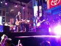 Green Day, Tre' Cool playing
